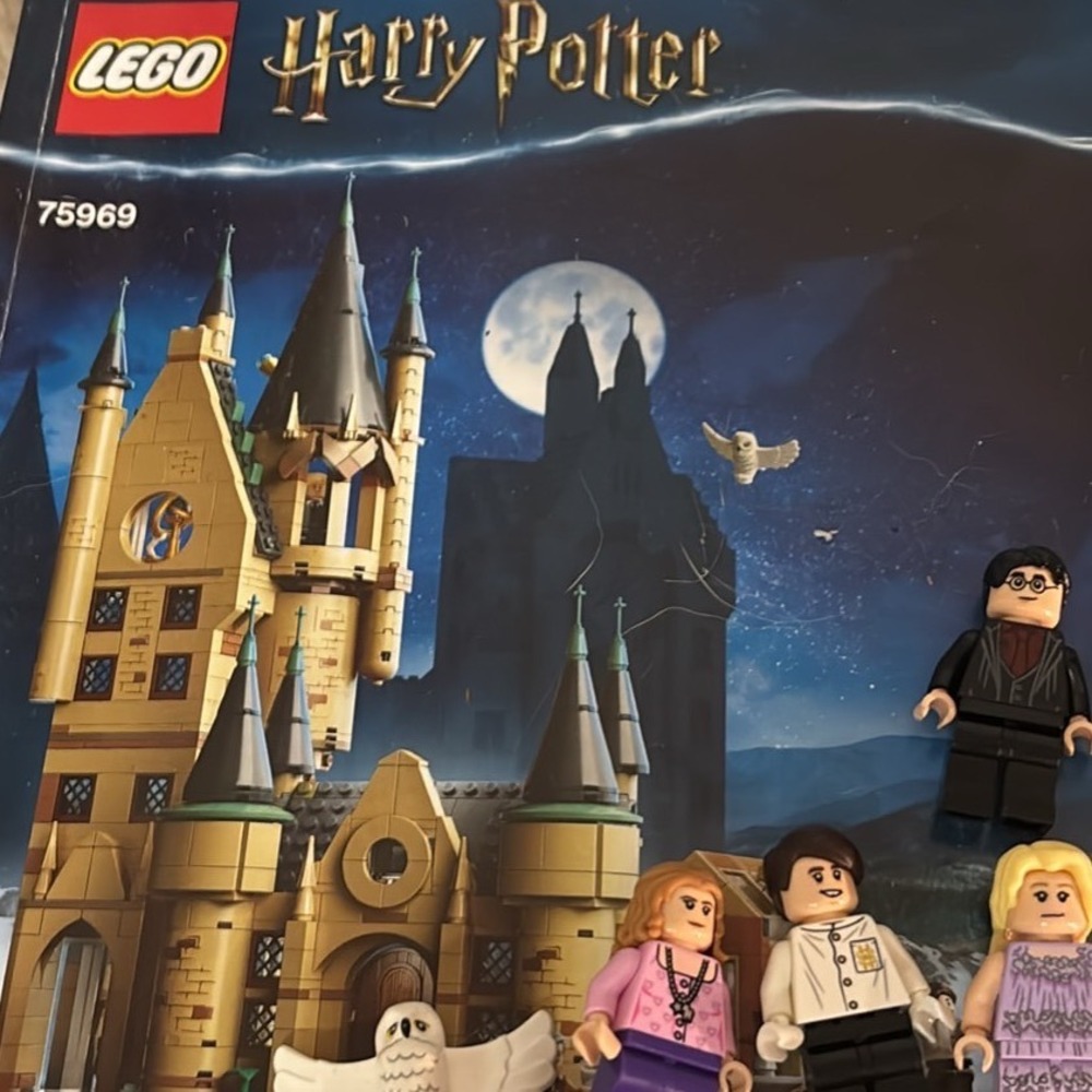 LEGO Harry Potter Hogwarts Astronomy Tower 75969 Multi Tan Excellent Minifigures - Picture 4 of 12
